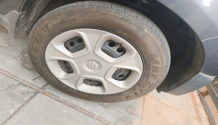 2023 Maruti S PRESSO VXI, Petrol, Manual, 4,660 km, tyre