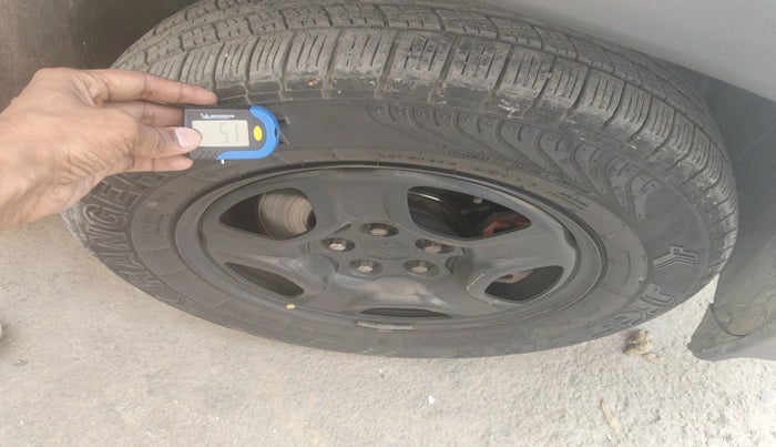 2017 Jeep Compass SPORT 2.0 DIESEL, Diesel, Manual, 1,26,161 km, tyre