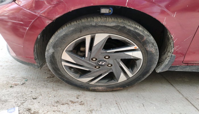 2020 Hyundai NEW I20 ASTA 1.2 MT, Petrol, Manual, 60,065 km, tyre