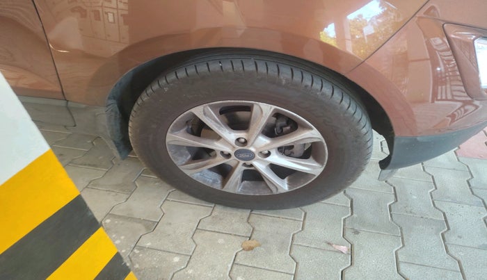 2021 Ford Ecosport TITANIUM 1.5L DIESEL, Diesel, Manual, 1,02,288 km, tyre