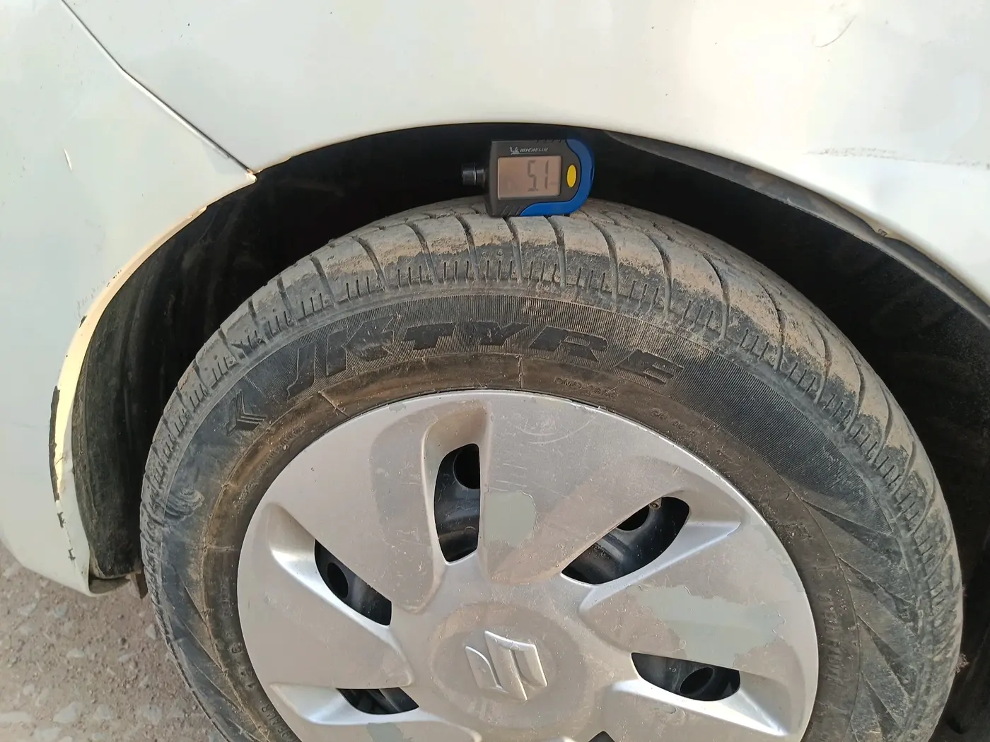 2016 Maruti Celerio VXI, Petrol, Manual, 2,80,000 km, tyre