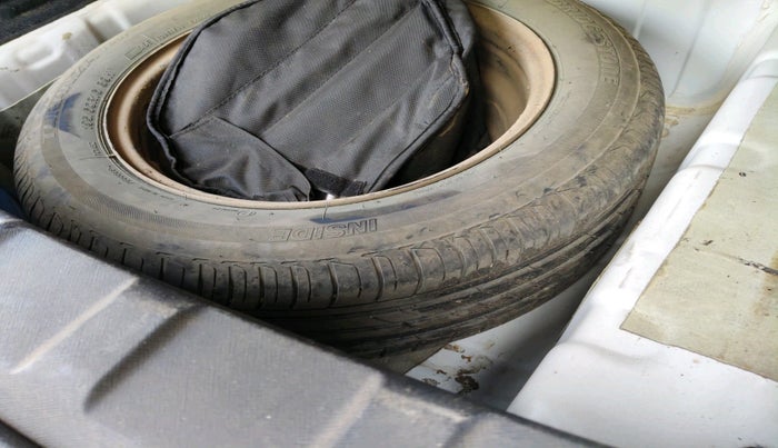 2022 Tata NEXON XMA SUNROOF PETROL, Petrol, Automatic, 71,699 km, tyre