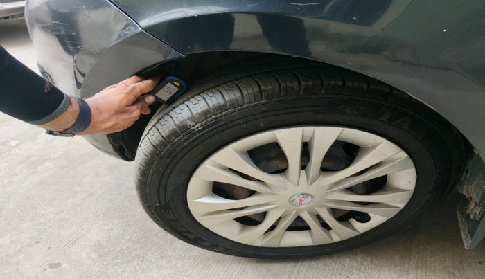 2016 Tata Zest XM PETROL, Petrol, Manual, 1,57,684 km, tyre