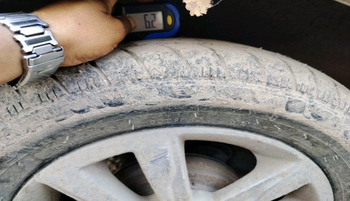 2013 Maruti Wagon R Stingray VXI, CNG, Manual, 58,255 km, tyre