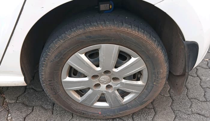 2012 Volkswagen Polo TRENDLINE 1.2L PETROL, Petrol, Manual, 68,969 km, tyre