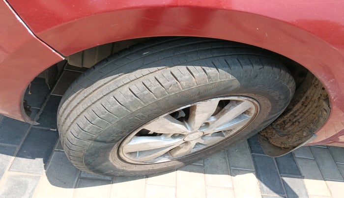 2013 Hyundai i20 SPORTZ 1.2, CNG, Manual, 89,173 km, tyre