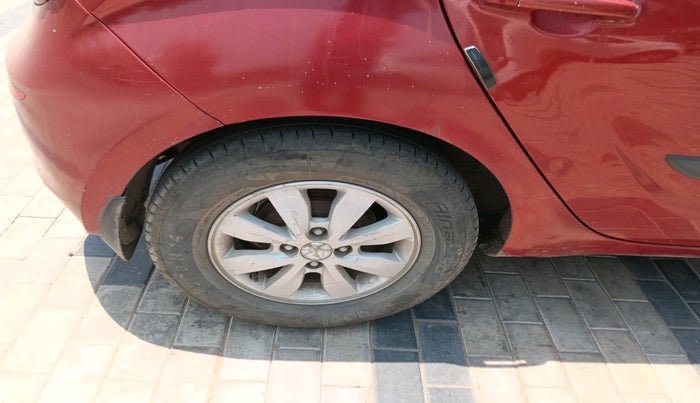 2013 Hyundai i20 SPORTZ 1.2, CNG, Manual, 89,173 km, tyre