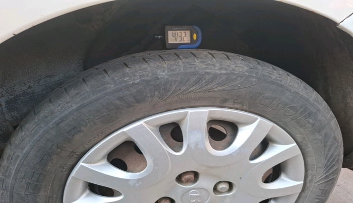 2011 Hyundai i20 MAGNA 1.4 CRDI, Diesel, Manual, 95,460 km, tyre