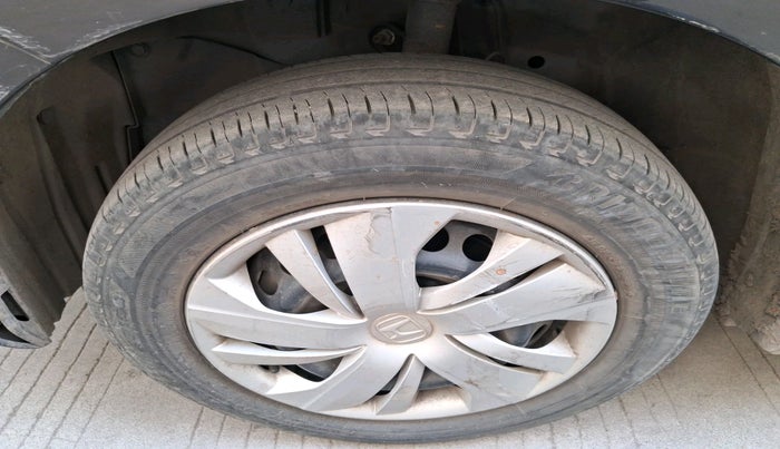 2018 Honda Amaze 1.2L I-VTEC S, CNG, Manual, 25,059 km, tyre