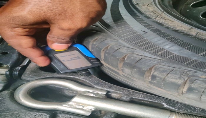 2021 Tata TIGOR XZ PLUS PETROL, Petrol, Manual, 33,244 km, tyre