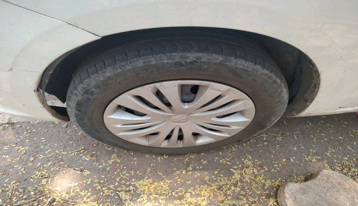 2013 Maruti Ertiga VDI, Diesel, Manual, 2,25,739 km, tyre