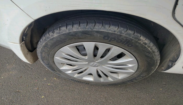 2013 Maruti Ertiga VDI, Diesel, Manual, 2,25,739 km, tyre