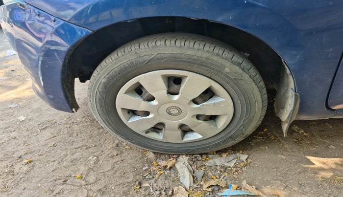 2016 Datsun Go T, Petrol, Manual, 81,468 km, tyre