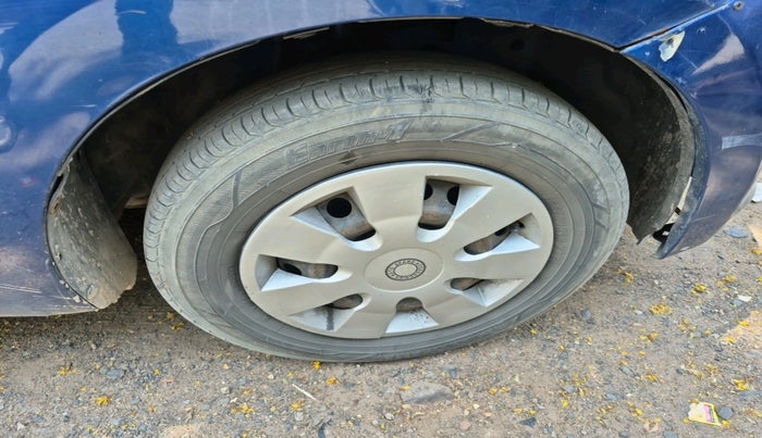 2016 Datsun Go T, Petrol, Manual, 81,468 km, tyre