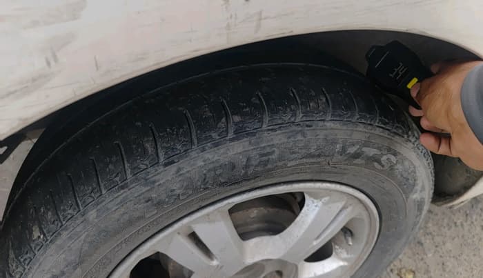 2011 Hyundai i20 SPORTZ 1.2, Petrol, Manual, 95,405 km, tyre