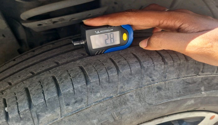 2022 Tata Harrier XZA PLUS 2.0L, Diesel, Automatic, 91,017 km, tyre