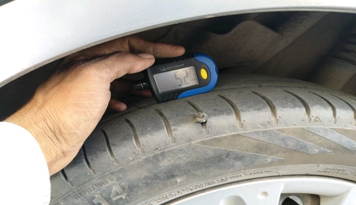 2013 Honda Amaze 1.2L I-VTEC S, Petrol, Manual, 81,558 km, tyre