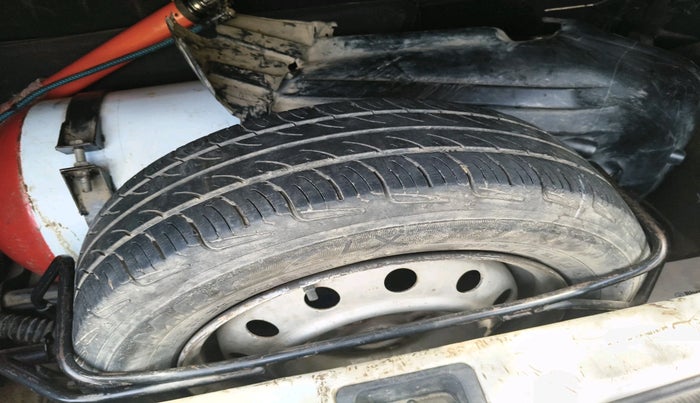 2021 Maruti New Wagon-R LXI CNG 1.0, CNG, Manual, 1,02,673 km, tyre