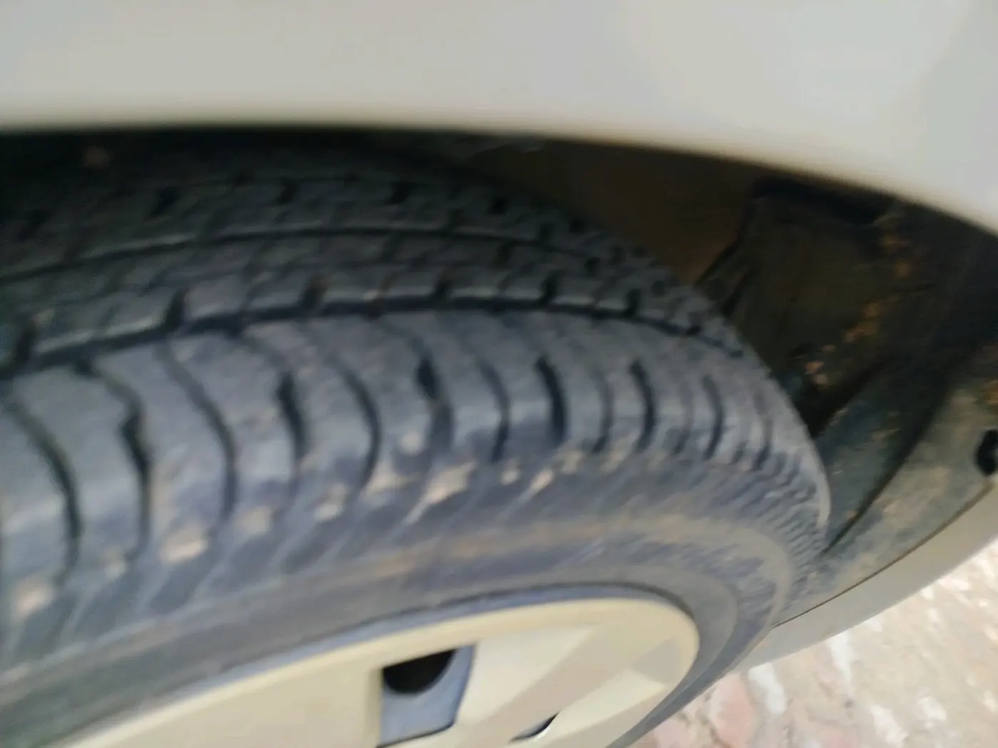 2016 Maruti Alto K10 VXI AMT, Petrol, Automatic, 30,248 km, tyre