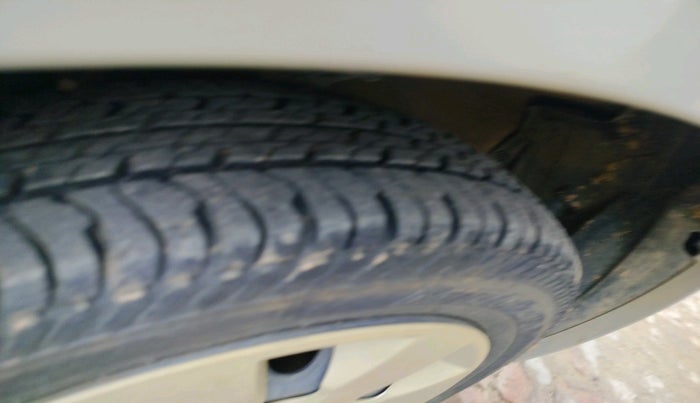 2016 Maruti Alto K10 VXI AMT, Petrol, Automatic, 30,248 km, tyre