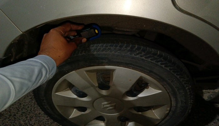 2015 Maruti Alto K10 VXI, Petrol, Manual, 38,376 km, tyre