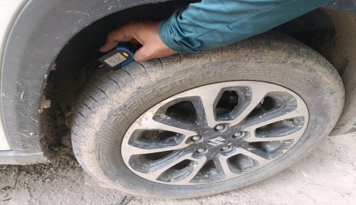 2024 Maruti Grand Vitara SIGMA SMART HYBRID, CNG, Manual, 75,906 km, tyre