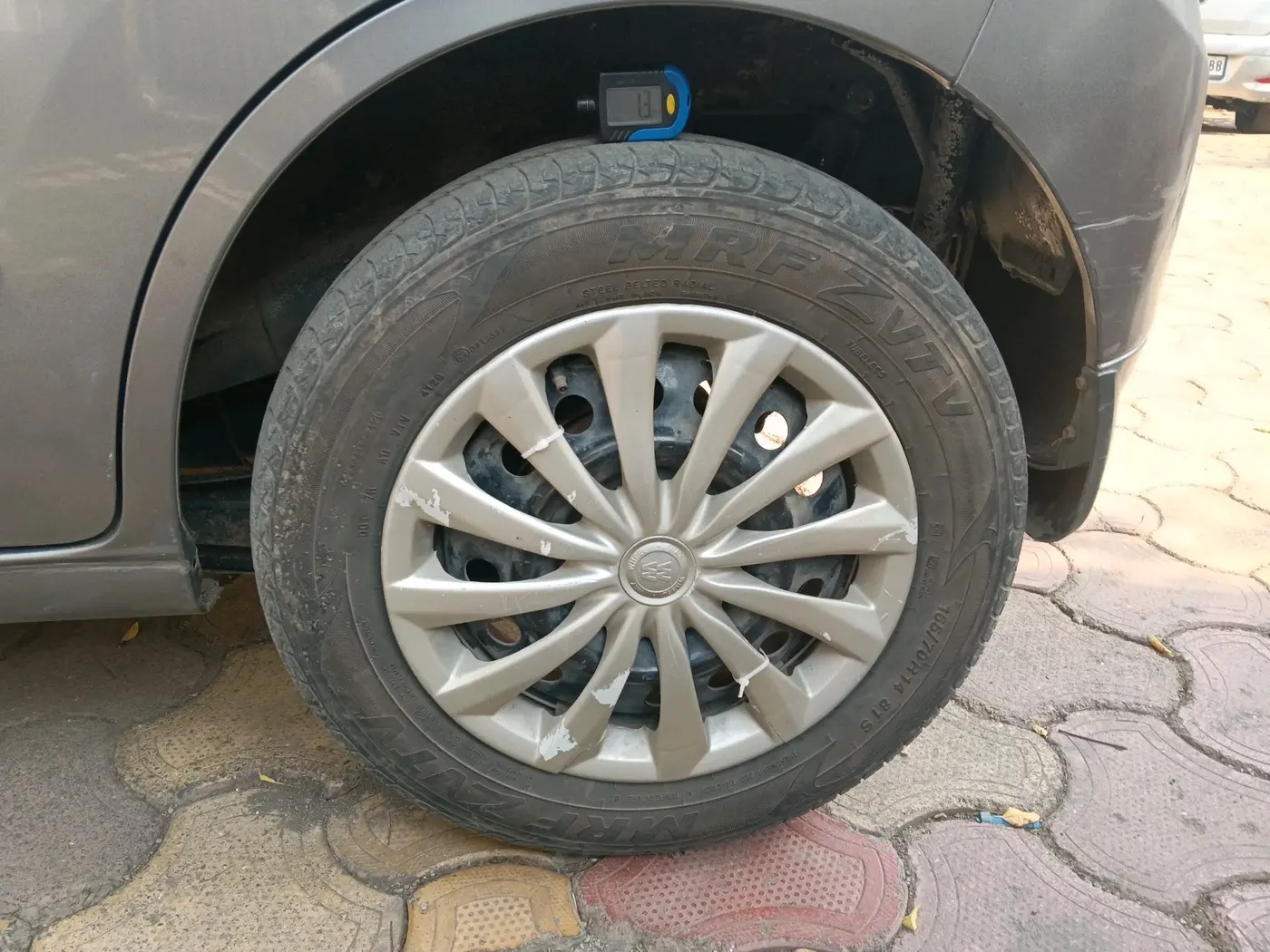 2012 Maruti Wagon R 1.0 VXI, Petrol, Manual, 43,691 km, tyre