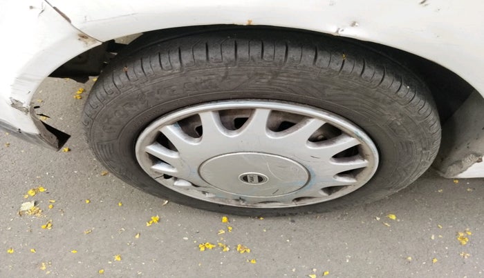 2013 Chevrolet Spark LS 1.0 LPG, Petrol, Manual, 99,999 km, tyre