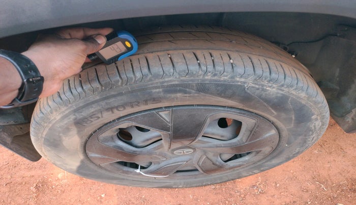 2022 Tata PUNCH ADVENTURE MT, Petrol, Manual, 21,225 km, tyre