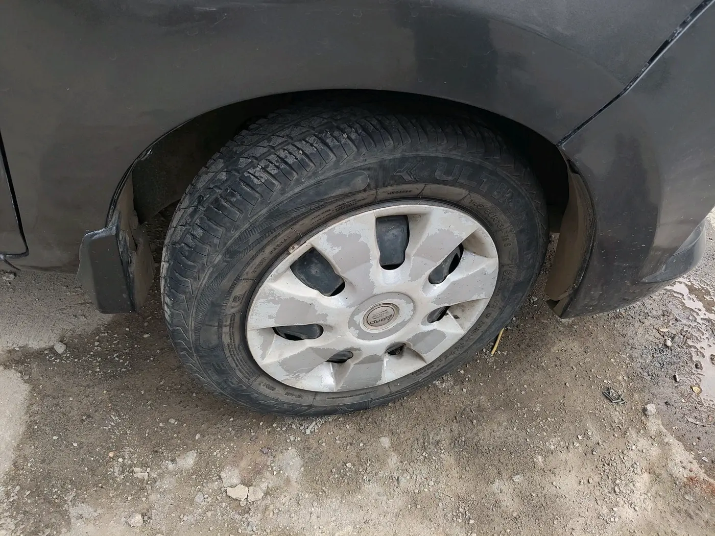 2015 Maruti Alto K10 VXI AMT, CNG, Automatic, 48,305 km, tyre