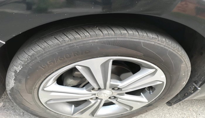 2018 Hyundai Verna 1.6 VTVT SX O, Petrol, Manual, 65,780 km, tyre