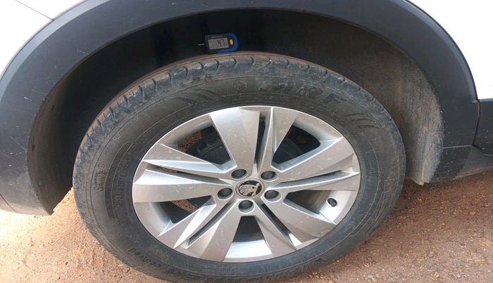 2023 Skoda KUSHAQ AMBITION 1.0L TSI MT, Petrol, Manual, 25,328 km, tyre