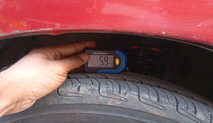 2018 Maruti Alto 800 LXI, Petrol, Manual, 1,20,077 km, tyre