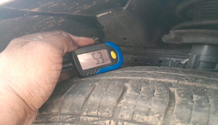 2016 Maruti Swift VXI, Petrol, Manual, 93,725 km, tyre