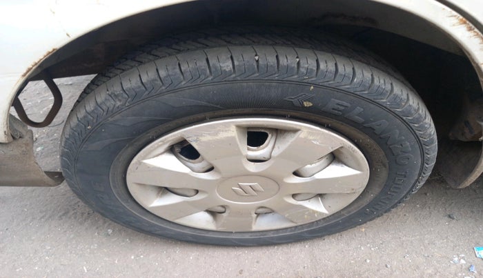 2011 Maruti Eeco 5 STR WITH A/C+HTR, Petrol, Manual, 1,03,924 km, tyre