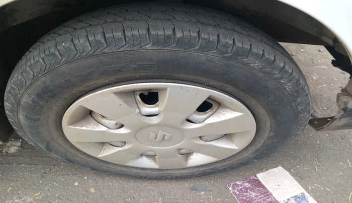 2011 Maruti Eeco 5 STR WITH A/C+HTR, Petrol, Manual, 1,03,924 km, tyre