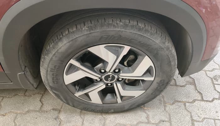 2021 KIA SONET HTX 1.5, Diesel, Manual, 31,627 km, tyre