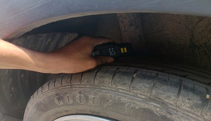 2020 Tata NEXON XM SUNROOF PETROL, Petrol, Manual, 30,906 km, tyre