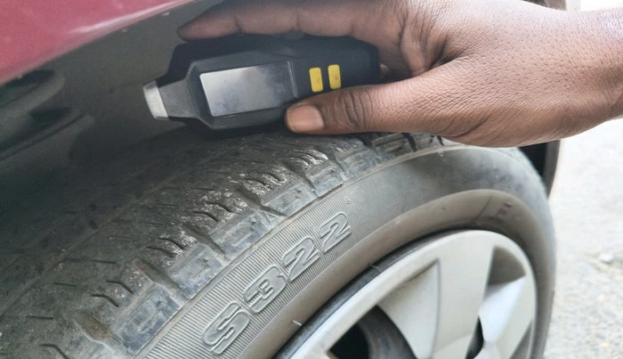 2013 Maruti Alto K10 VXI, Petrol, Manual, 62,203 km, tyre