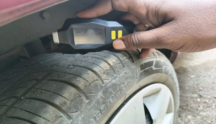 2013 Maruti Alto K10 VXI, Petrol, Manual, 62,203 km, tyre