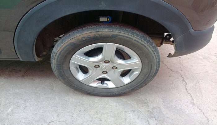 2022 Renault TRIBER RXT, Petrol, Manual, 21,340 km, tyre