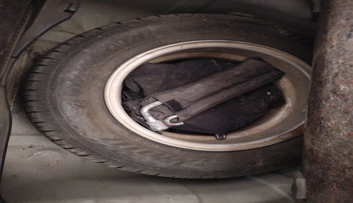 2011 Hyundai i20 SPORTZ 1.2, Petrol, Manual, 73,468 km, tyre