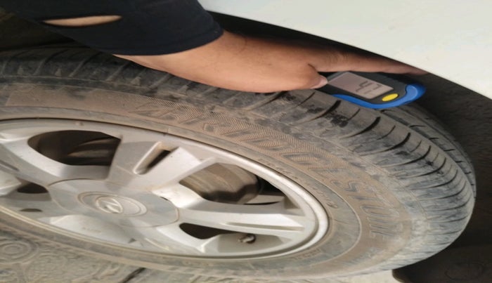 2011 Hyundai i20 SPORTZ 1.2, Petrol, Manual, 73,468 km, tyre