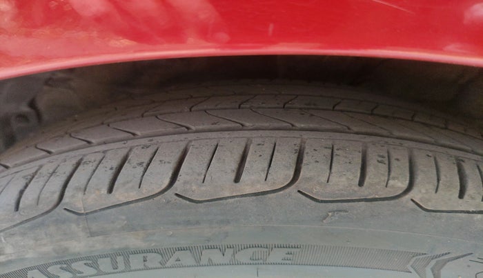 2016 Hyundai Verna 1.6 VTVT SX, Petrol, Manual, 50,768 km, tyre