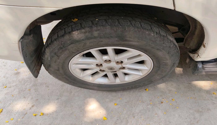 2012 Toyota Fortuner 3.0 4X2 MT, Diesel, Manual, 3,57,036 km, tyre