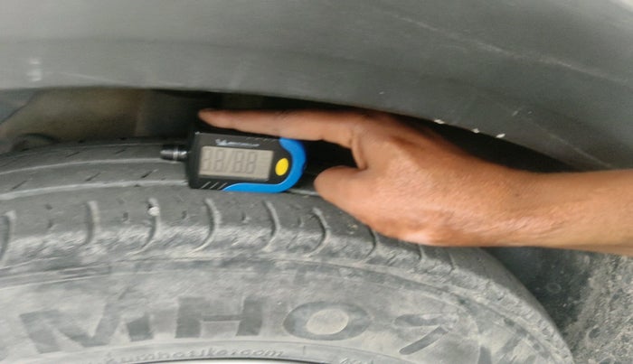 2018 Hyundai Creta E PLUS 1.4 DIESEL, Diesel, Manual, 1,21,085 km, tyre