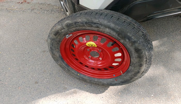 2021 Nissan MAGNITE XE, Petrol, Manual, 46,956 km, tyre