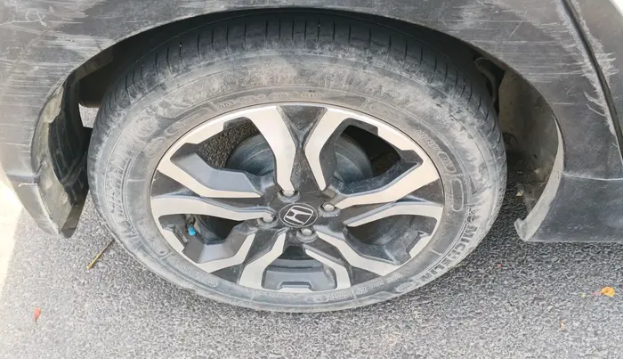 2018 Honda WR-V 1.2L I-VTEC VX MT, Petrol, Manual, 74,555 km, tyre