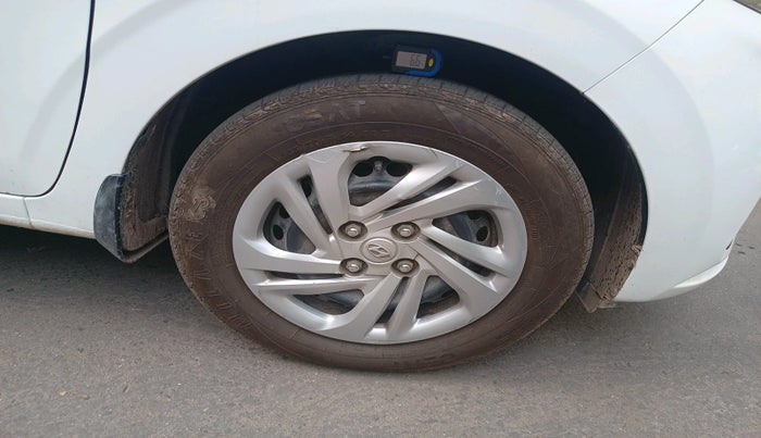 2022 Hyundai AURA S 1.2 CNG, CNG, Manual, 78,266 km, tyre