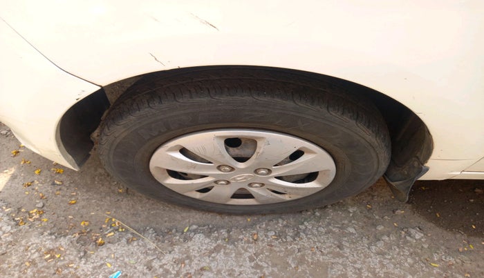 2011 Hyundai i10 SPORTZ 1.2 AT, Petrol, Automatic, 40,116 km, tyre